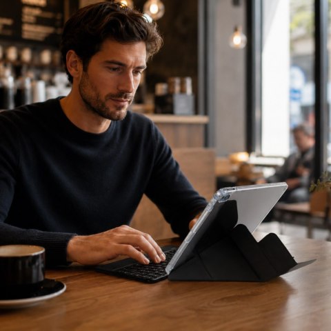 Etui z klawiaturą AMAZINGTHING Minimal Case Keylite Combo na iPad Air M3 13" - czarny