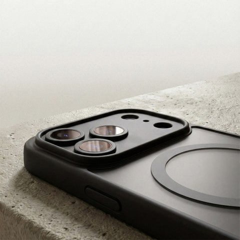 Nakładka Mag Matt do iPhone 16 6,1" czarna camera protection
