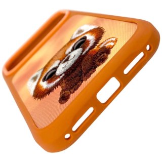 Etui Nimmy Big Eyed Pet 2.0 Raccoon na iPhone 17 Pro - pomarańczowe