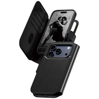 Etui CARE by PanzerGlass Feature Tango 2w1 Wallet Case MagSafe na iPhone 17 Pro - czarne
