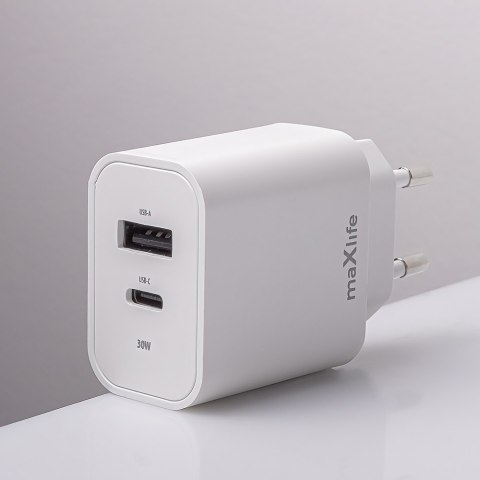 Maxlife ładowarka sieciowa PD QC MXTC-06-30AC 1x USB-C 1x USB 30W biała + kabel USB-C - USB-C 60W Maxlife ładowarka sieciowa PD QC MXTC-06-30AC 1x USB-C 1x USB 30W biała + kabel USB-C - USB-C 60W