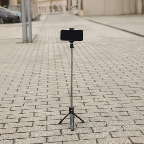 Maxlife selfie stick Bluetooth tripod MXST-100 czarny Maxlife selfie stick Bluetooth tripod MXST-100 czarny