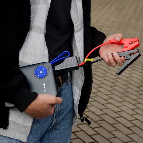 Forever jump starter 4w1 JS-400 26,64Wh czarno-niebieski Forever jump starter 4w1 JS-400 26,64Wh czarno-niebieski