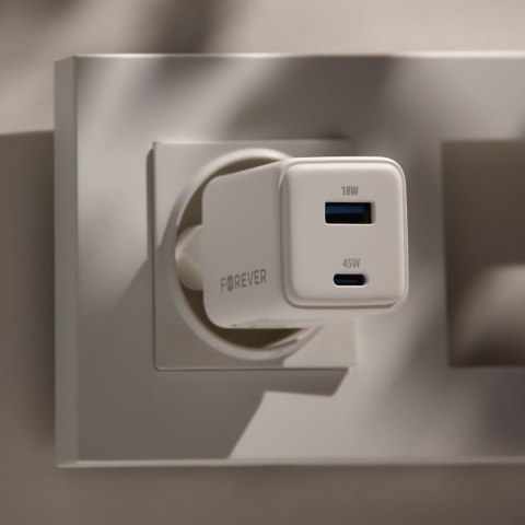 Forever ładowarka sieciowa GaN PD QC TC-08-45AC 1x USB-C 1x USB 45W biała Forever ładowarka sieciowa GaN PD QC TC-08-45AC 1x USB-C 1x USB 45W biała